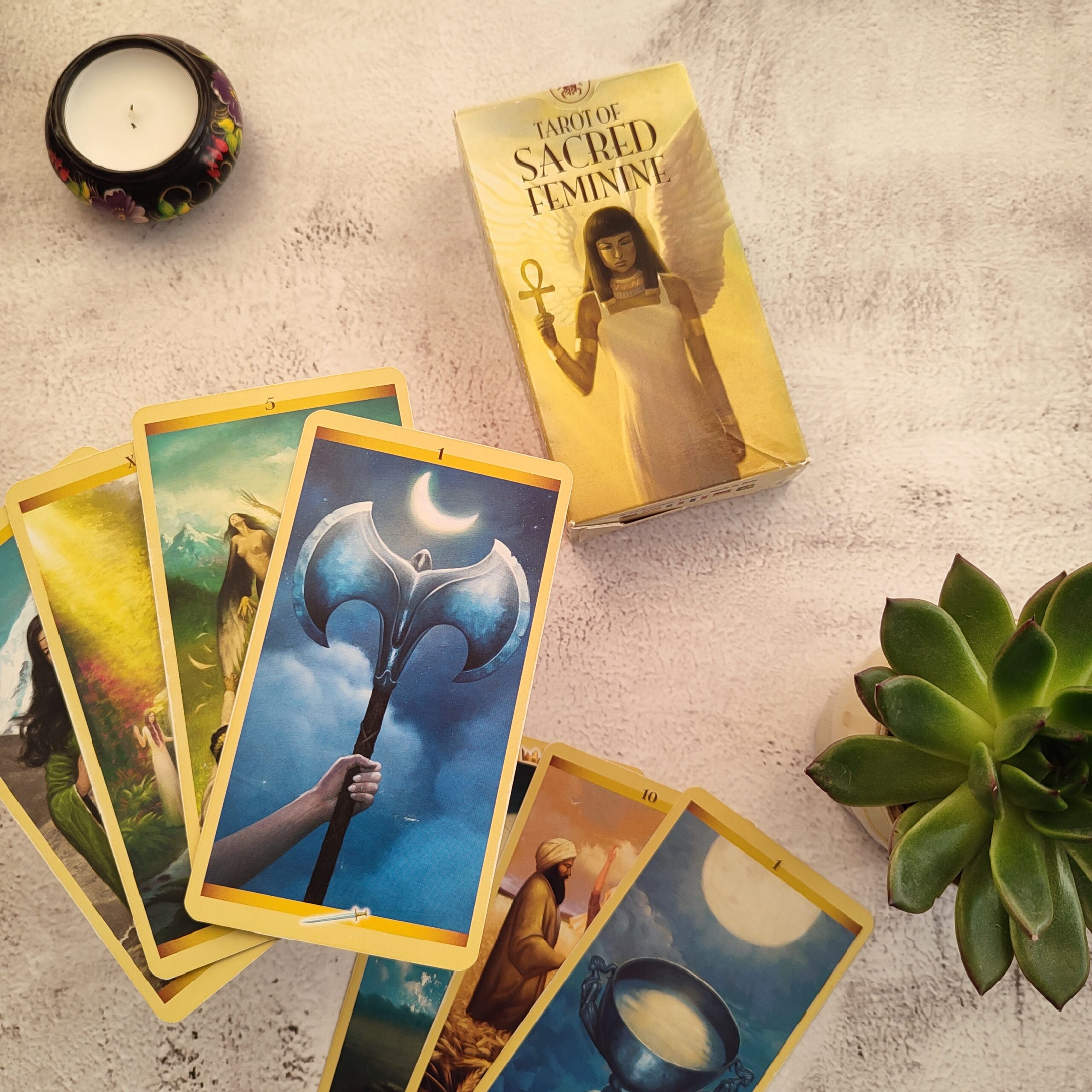 Tarot of Sacred Feminine - Зображення 3